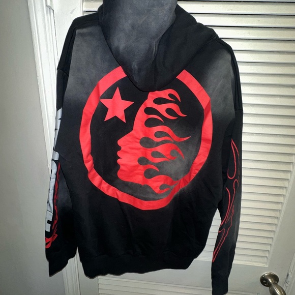 Black and Red Graphic Hoodie - Picture 3 of 6